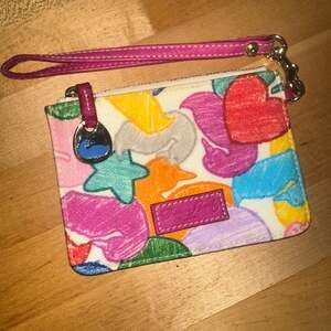 Dooney & Bourke Multicolored Rainbow Doodle Heart Vintage Wristlet Clutch Purse